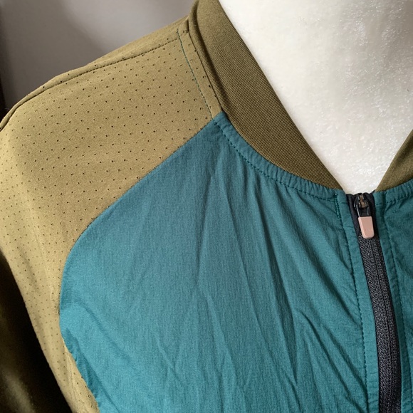 REI running zip jersey - Picture 2 of 8